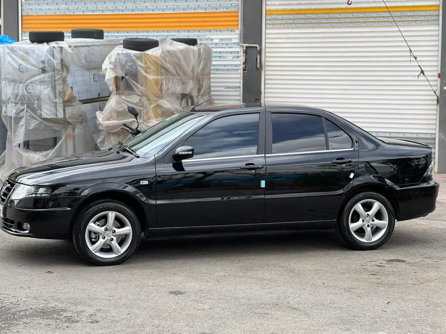 رینگ و لاستیک اسپرت سایز ۱۶ در حد نو|قطعات یدکی و لوازم جانبی|کرج, مجتمع صنفی صنعتی|دیوار