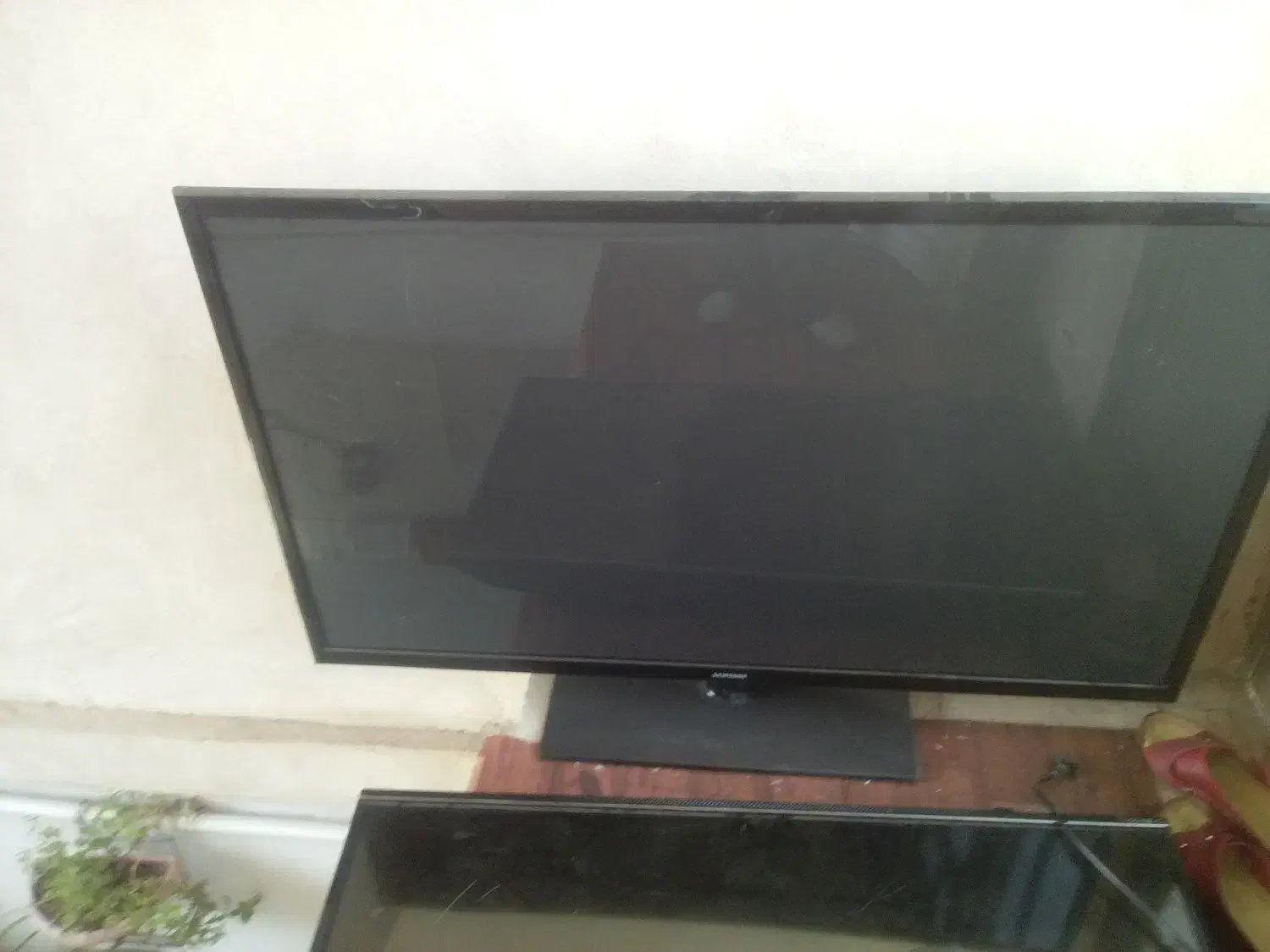 تلویزیون|تلویزیون و پروژکتور|محمدیه-قزوین, |دیوار