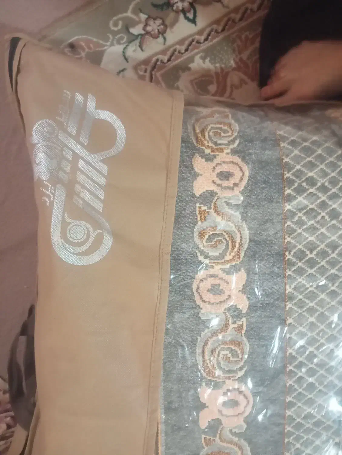 روفرشی گلشن یزد 12متری رنگ توسی|روفرشی|کرمانشاه, |دیوار