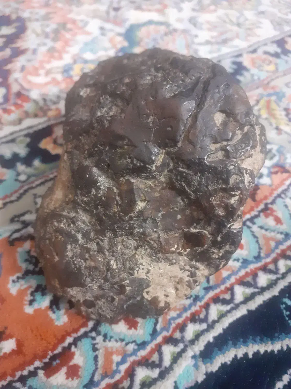 شهاب سنگ|جواهرات|گلبهار, شهر جدید گلبهار|دیوار