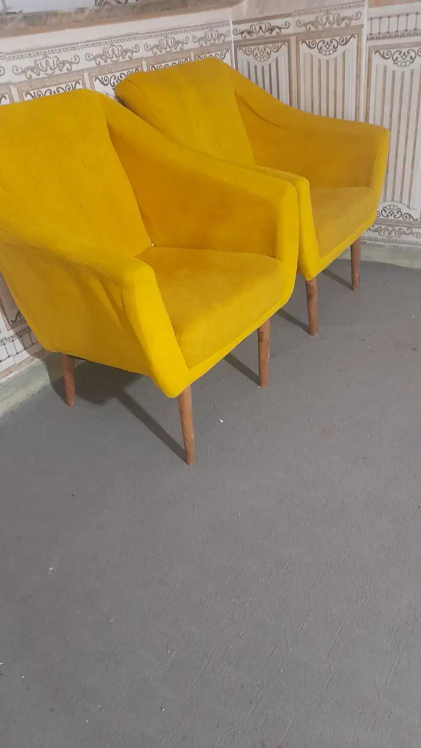 مبل ۷نفر سبک وجذاب|مبلمان خانگی و میز عسلی|اسفراین, |دیوار