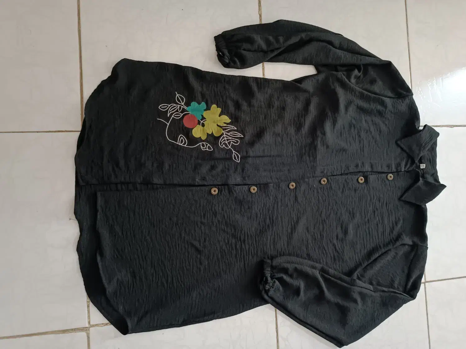 پیراهن و لباس|لباس|همدان, |دیوار