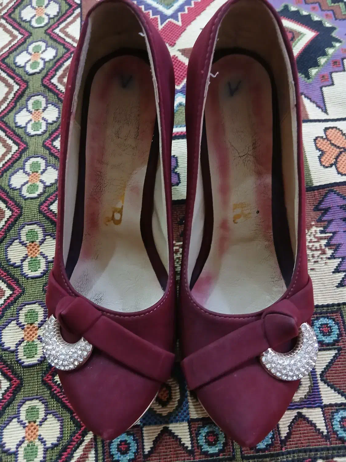 کفش مجلسی|کیف، کفش، کمربند|تربت جام, مطهری|دیوار