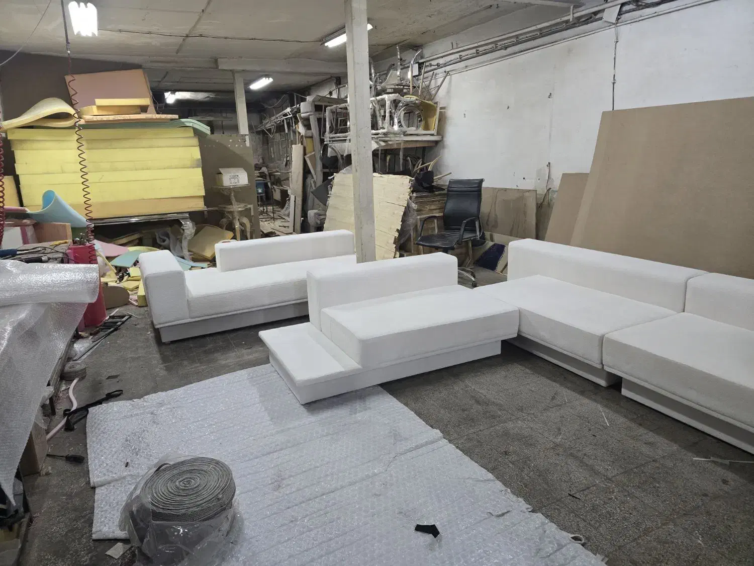 یکنفر رویه کوب و خیاط و یک نفر کلاف ساز نیازمندیم|استخدام صنعتی، فنی، مهندسی|تهران, جوادیه تهرانپارس|دیوار