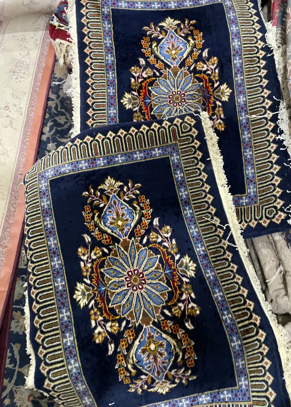 یک جفت پشتی دستبافت سرمه ای رنگ کاشان|پشتی|تهران, آرژانتین|دیوار