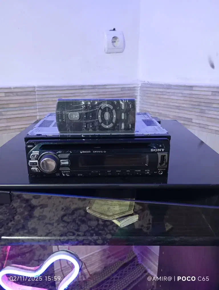 ضبط سونی حرفه ای 6 خروجی فلش خور بلوتوثی با کنترل|قطعات یدکی و لوازم جانبی|محمدشهر, محمدشهر|دیوار