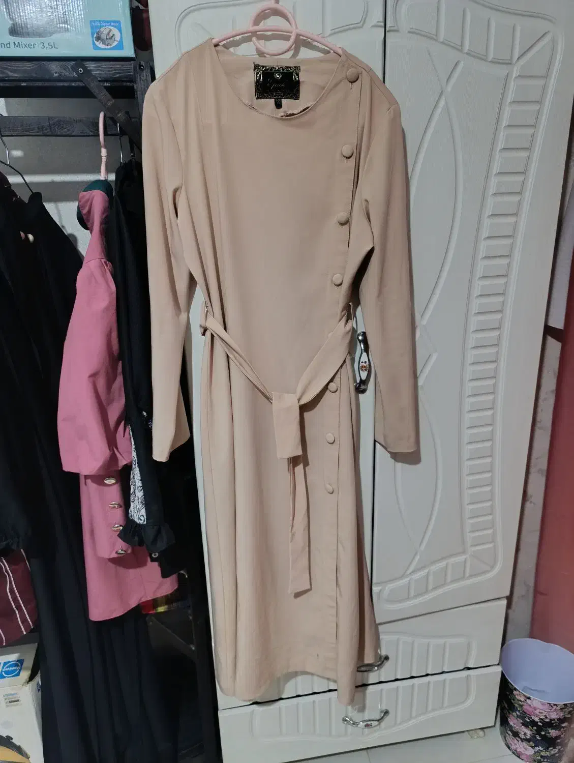 مانتو|لباس|اراک, |دیوار