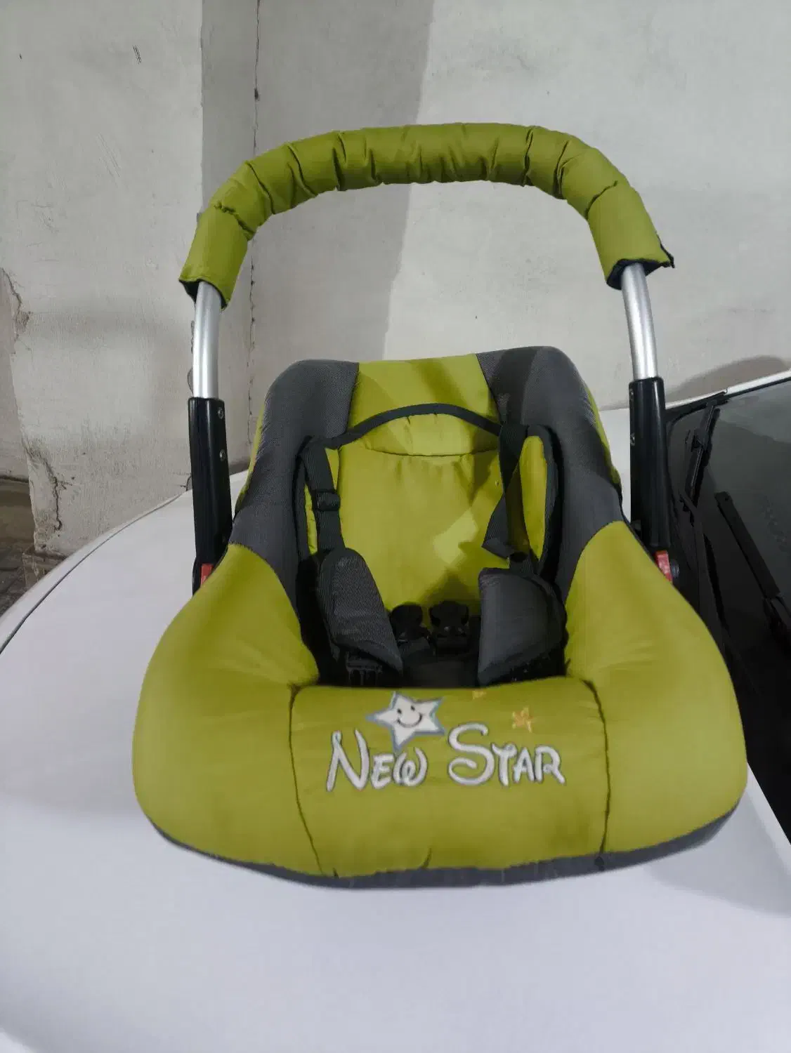 کریر در حد نو|کالسکه و لوازم جانبی|ملارد, |دیوار