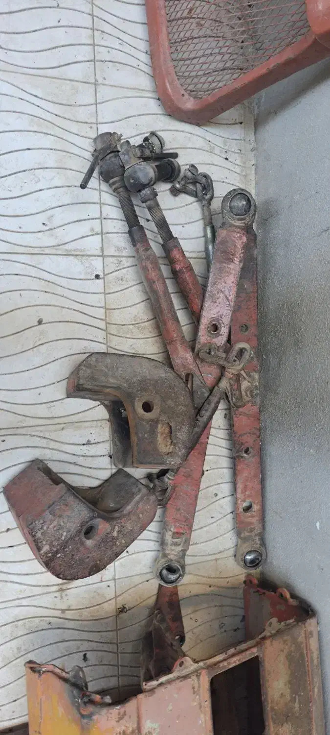 فروش انواع لوازم اصلی تراکتور رومانی|قطعات یدکی و لوازم جانبی|قروه, |دیوار