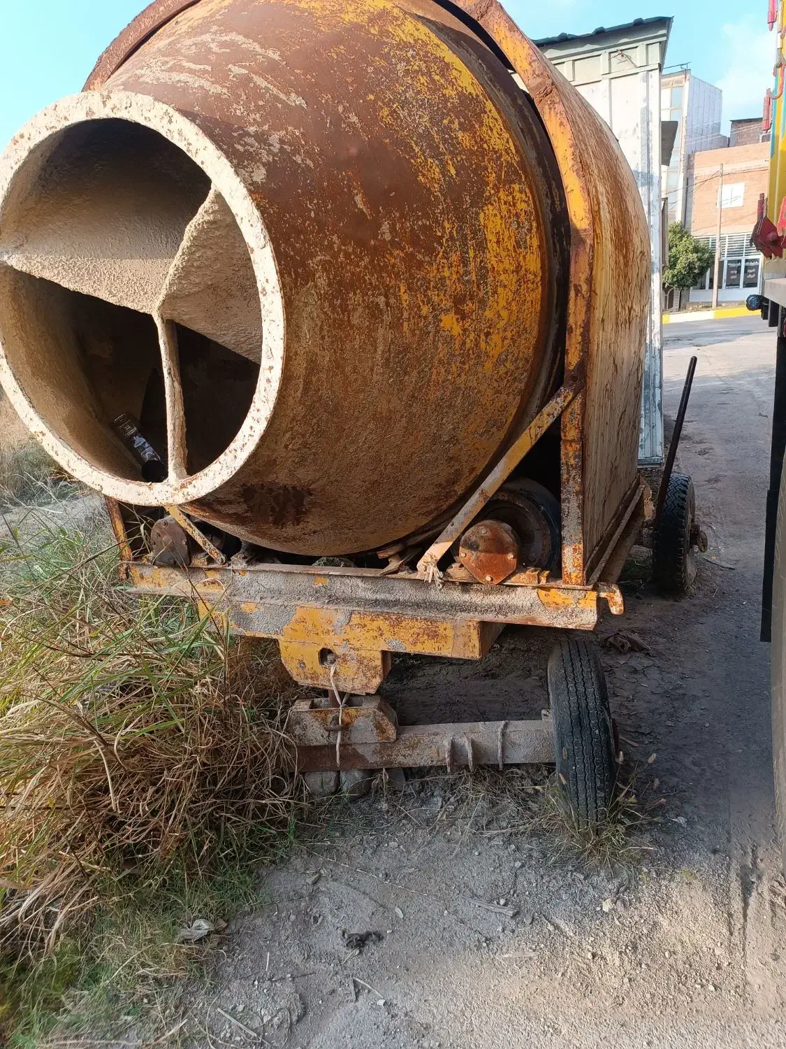 خلاطه|ماشین‌آلات صنعتی|گنبد کاووس, |دیوار