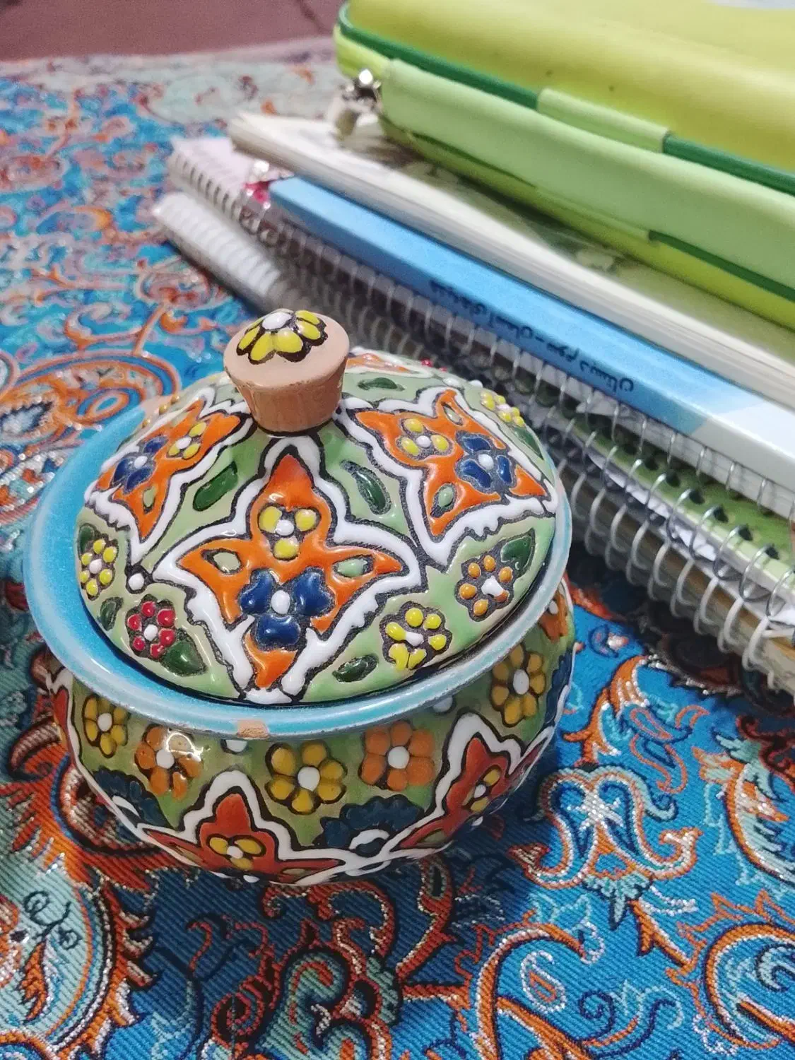 شوکولات خوری مینا کاری همراه دوتا قندان|صنایع دستی و سایر لوازم تزئینی|تهران, امام زاده عبدالله|دیوار