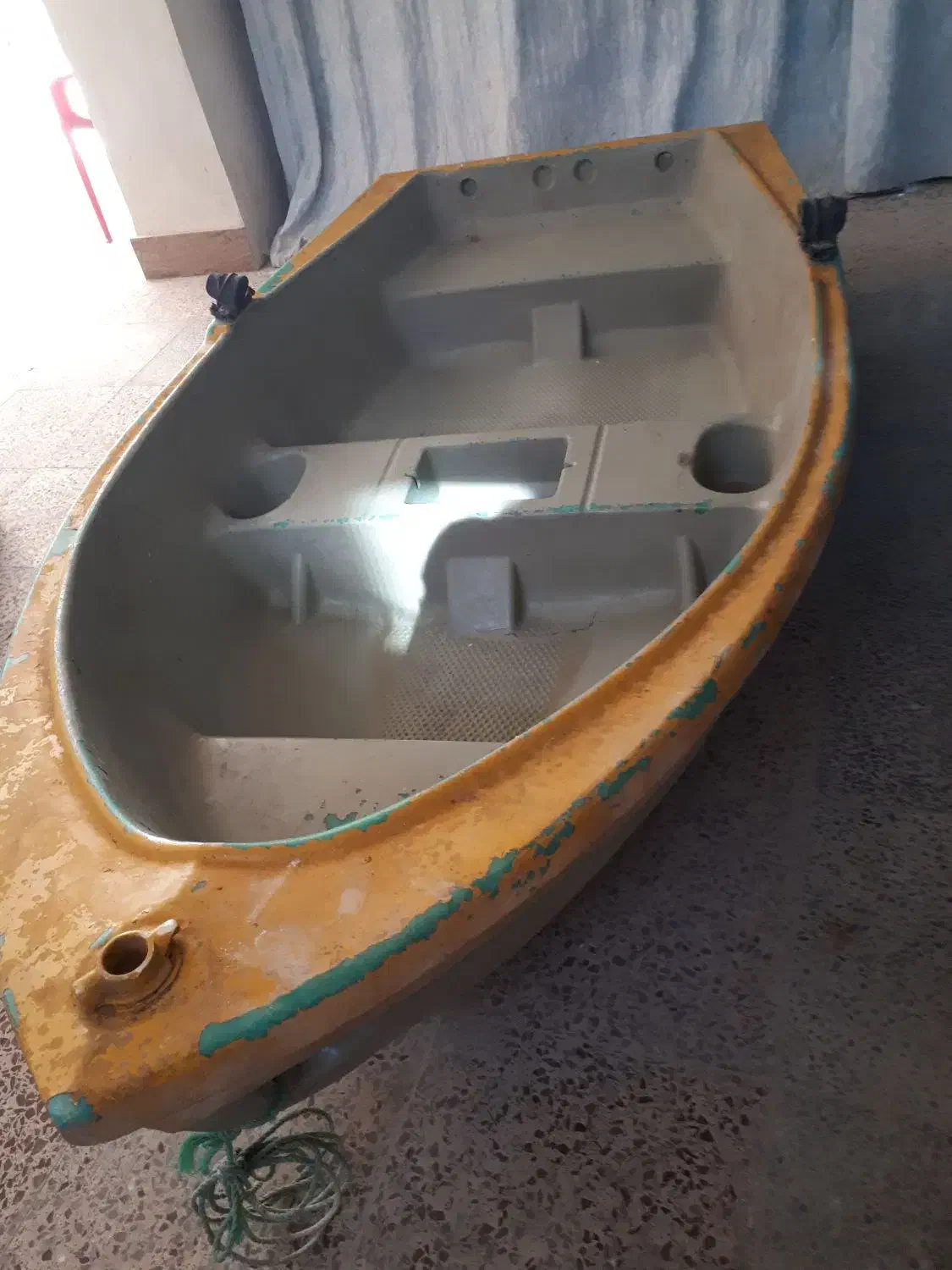 قایق دوجداره|قایق و سایر وسایل نقلیه|کیاشهر, |دیوار