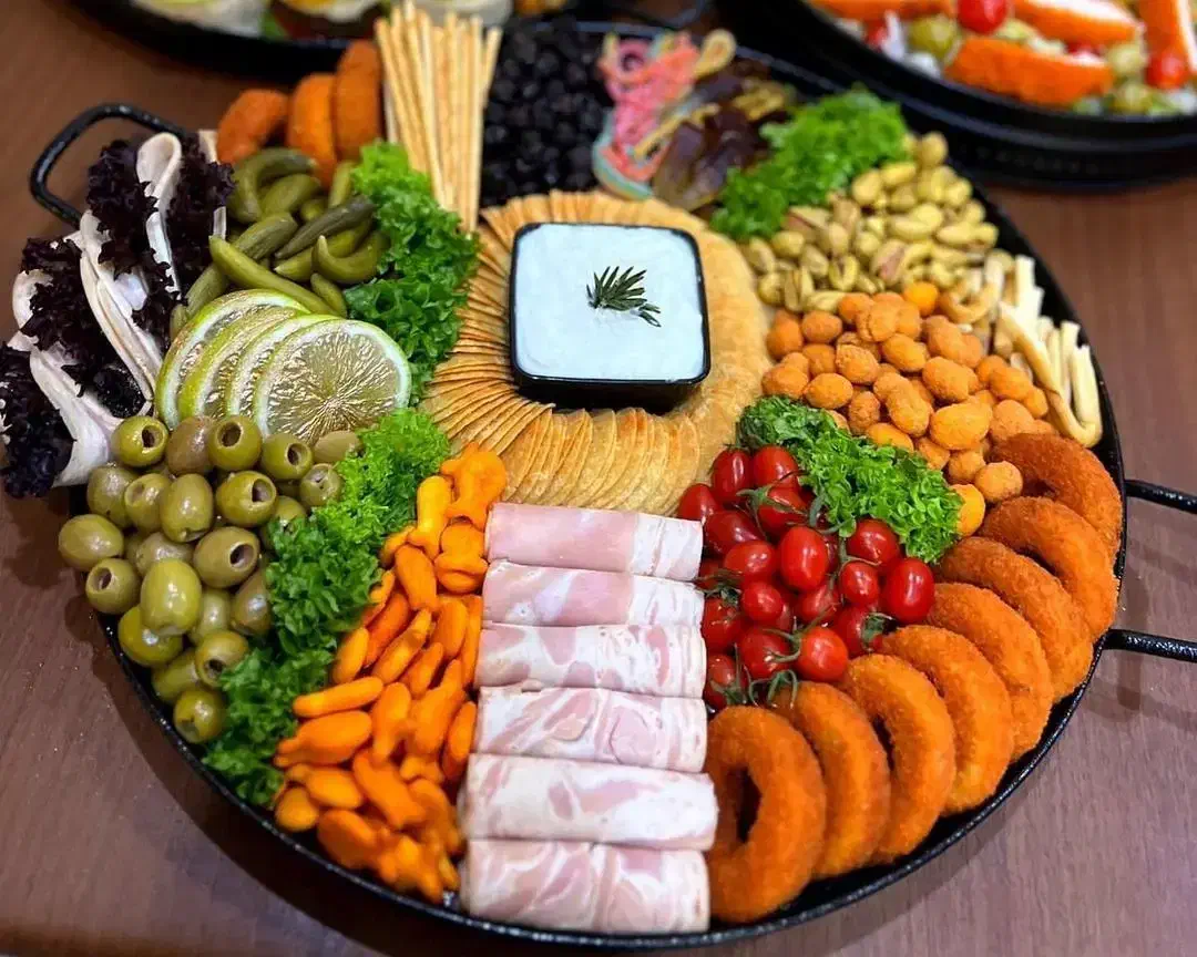 انواع سینی فینگر فود و مزه|خوردنی و آشامیدنی|شیراز, تاچارا|دیوار