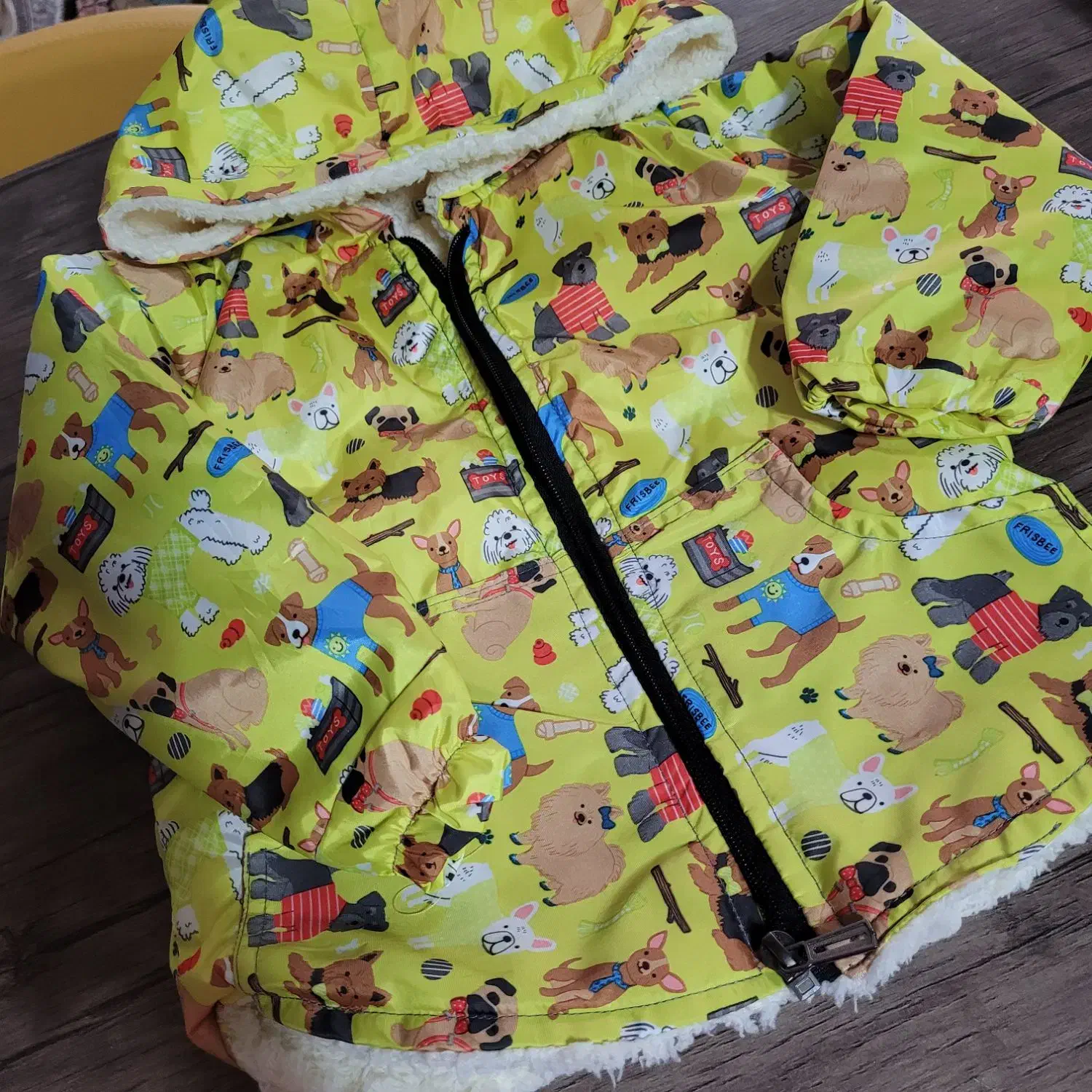 سوییشرت کاپشنی بچگانه|کفش و لباس بچه|خمینی‌شهر, |دیوار