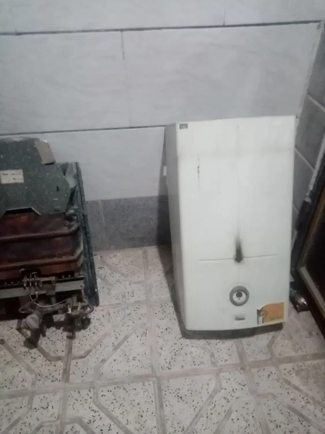 آبگرمکن دیواری رادیاتور بوتان|آبگرمکن، پکیج، شوفاژ|مشهد, انقلاب|دیوار