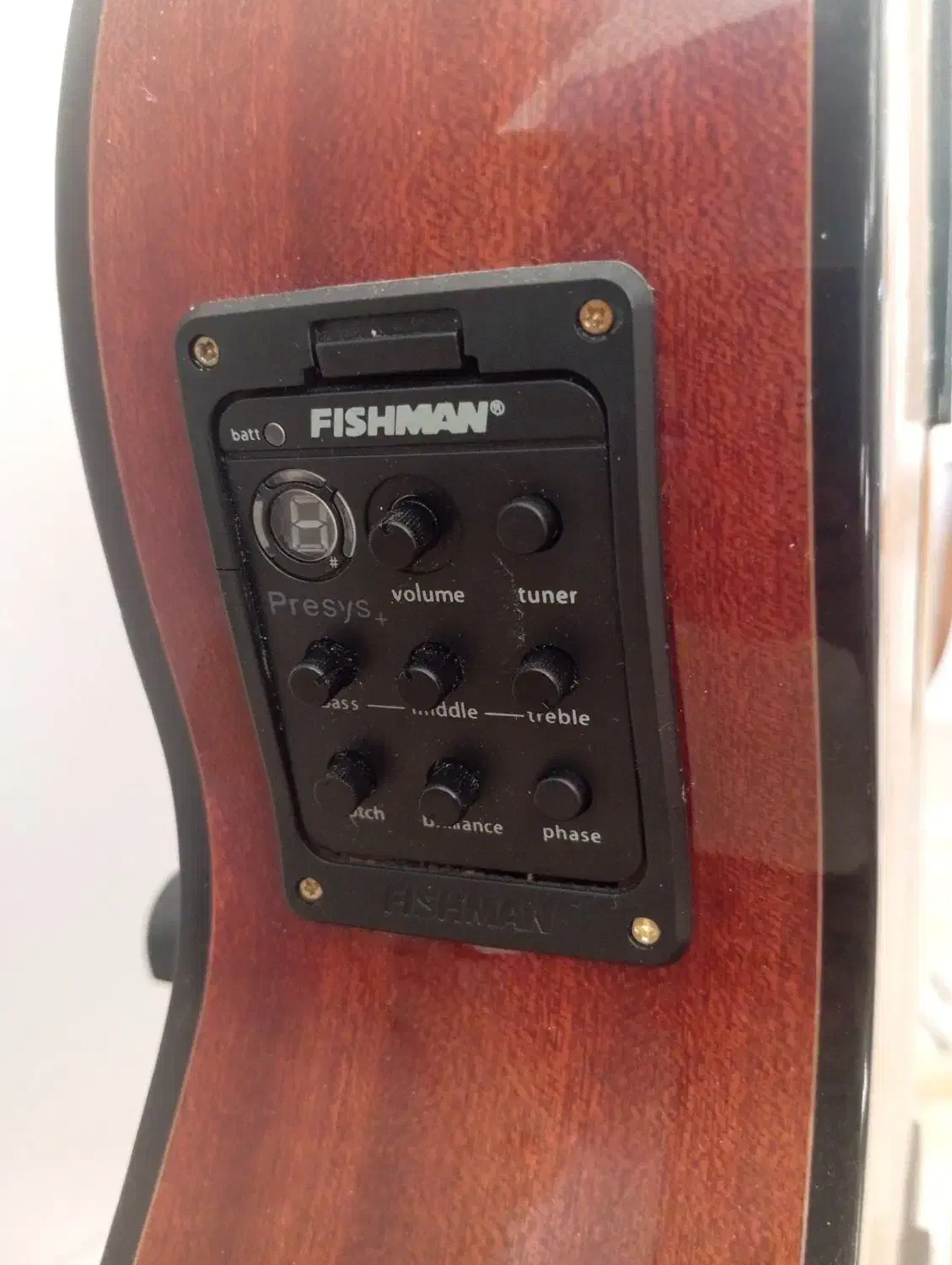 گیتار|گیتار، بیس، امپلیفایر|تبریز, |دیوار