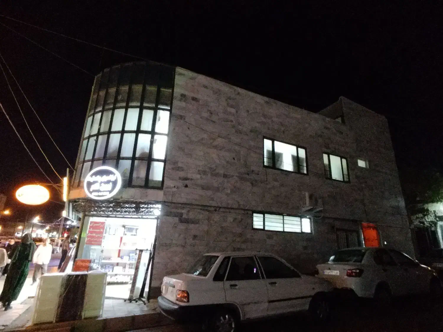 تجاری و مسکونی مهرشهر نبش حافظ غربی۵|فروش مغازه و غرفه|بیرجند, |دیوار