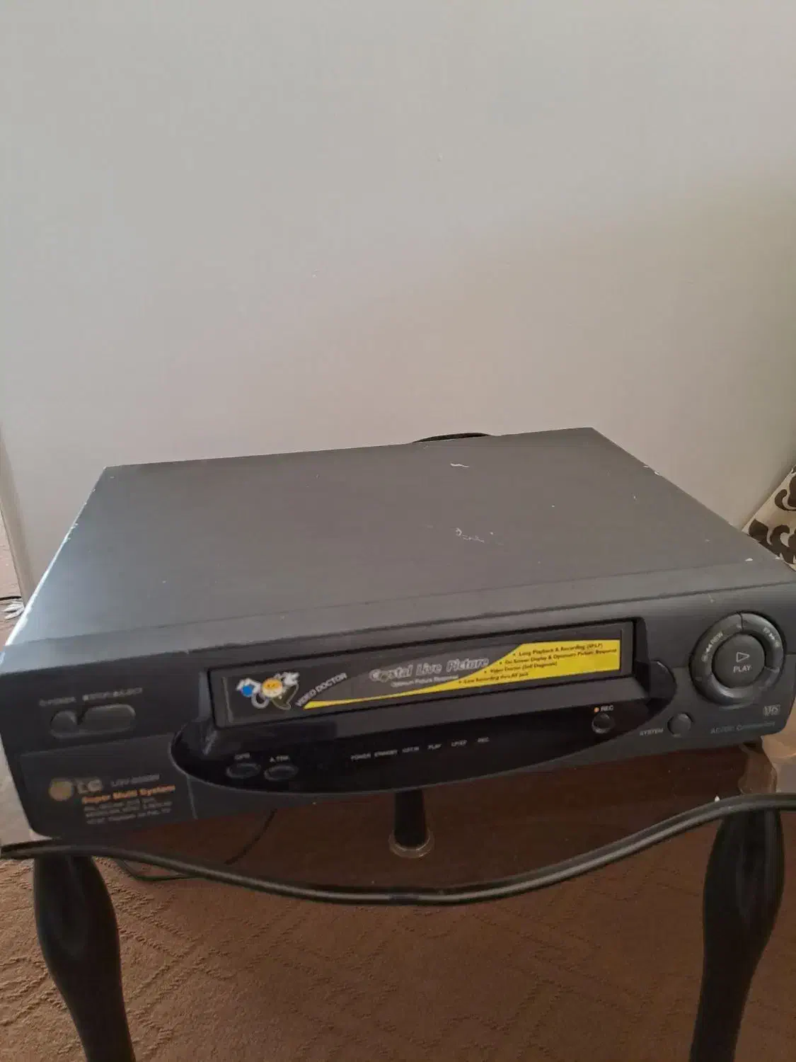 یک عدد ویدیو فیلم بزرگ|پخش‌کننده DVD و ویدیو|شیراز, عادل آباد|دیوار