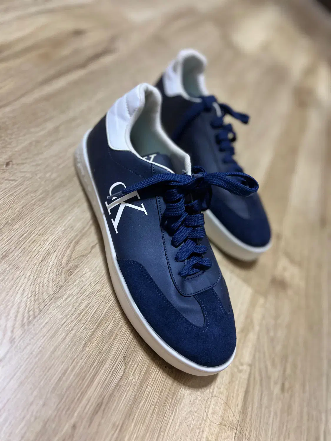 کفش|کیف، کفش، کمربند|تبریز, |دیوار