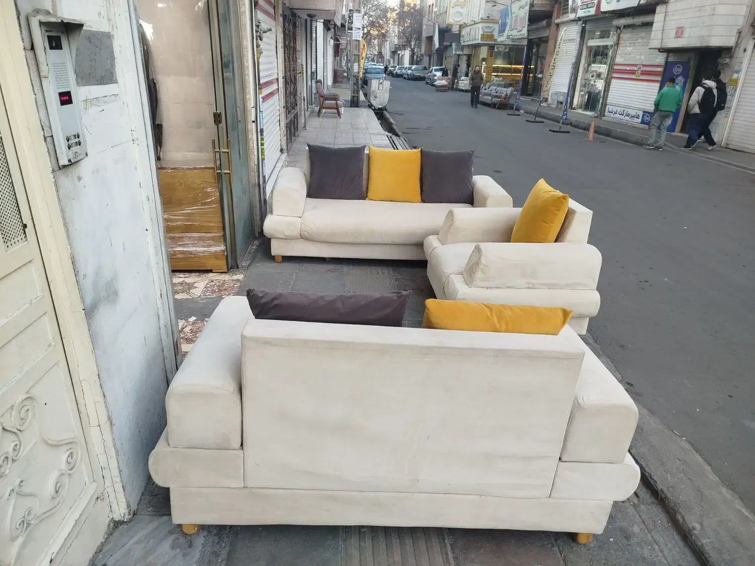 مبل راحتی 7نفره کارکرده|مبلمان خانگی و میز عسلی|مشکین‌دشت, |دیوار