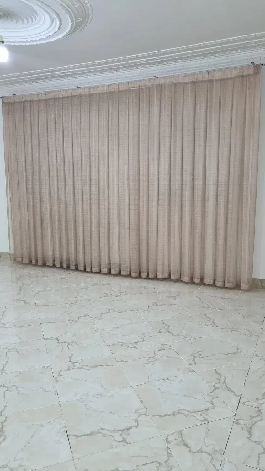 ۴ متر پرده در حد نو سالم و تمیز|پرده، رانر، رومیزی|رامند, |دیوار