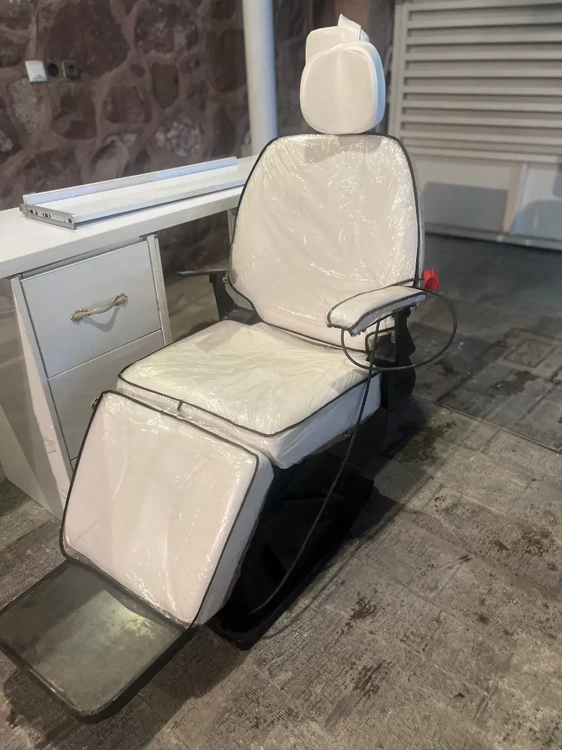 صندلی برقی|آرایشگاه و سالن‌های زیبایی|تهران, الهیه|دیوار