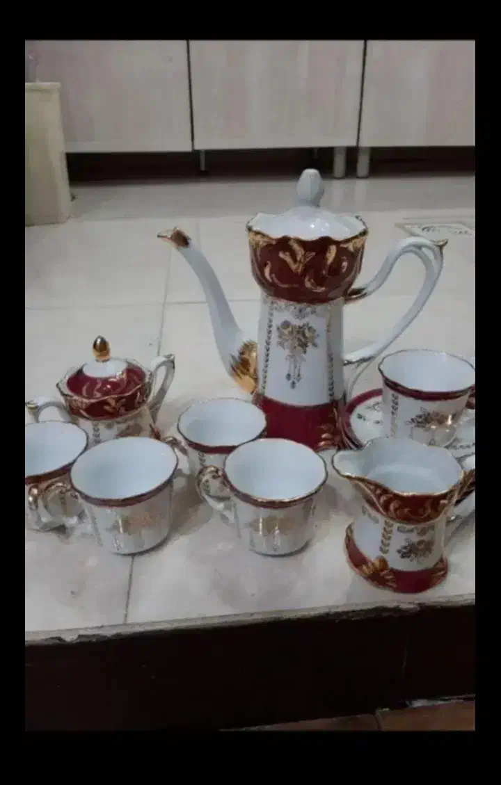 ظروفهای قدیم .ورق بزنید|ظروف سرو و پذیرایی|اهواز, شهرک حفاری|دیوار