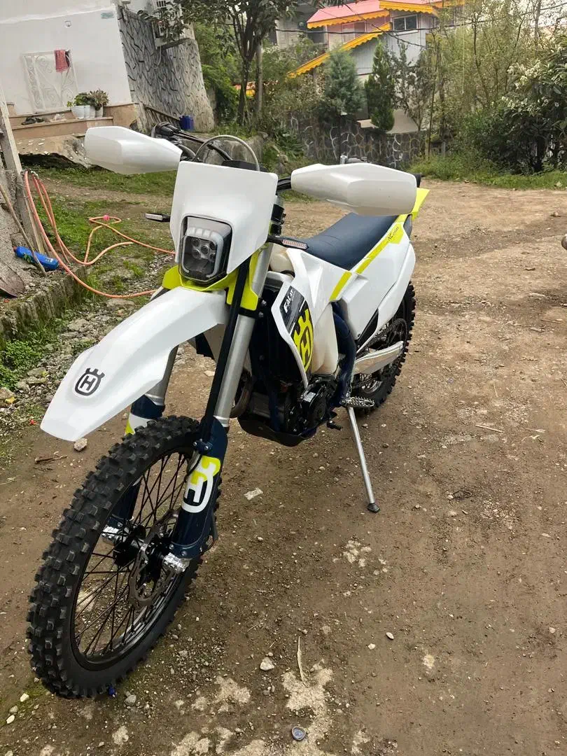 فلات طرح هاسکی|موتورسیکلت|املش, |دیوار