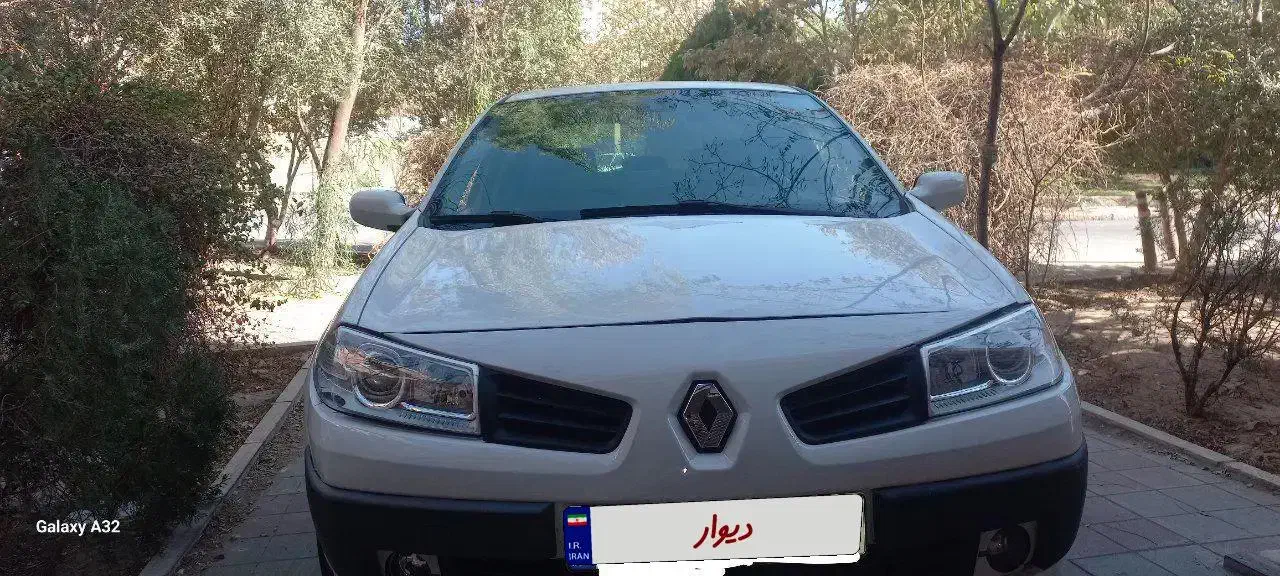 مگان اتوماتیک۲۰۰۰|خودرو سواری و وانت|قم, زنبیل آباد|دیوار