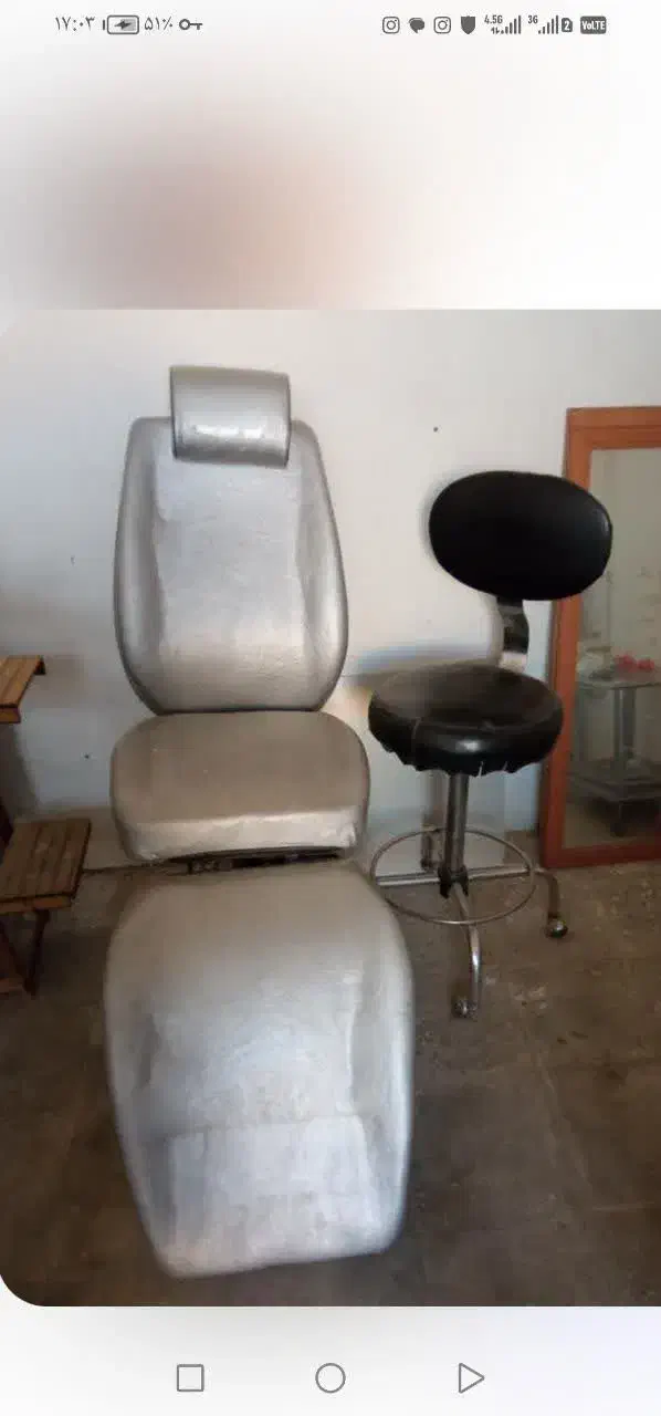 صندلی واینه|آرایشگاه و سالن‌های زیبایی|فردوس (خراسان), |دیوار