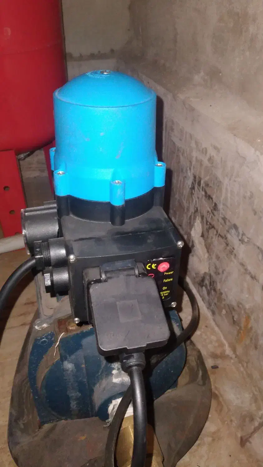 تعمیر و نصب انواع پکیج و پمپ اب|آبگرمکن، پکیج، شوفاژ|رفسنجان, |دیوار