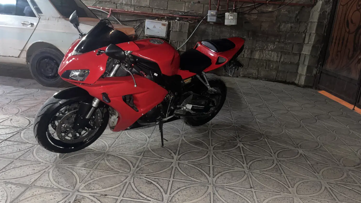 Cbr1000rr|موتورسیکلت|شیراز, علوم پزشکی|دیوار