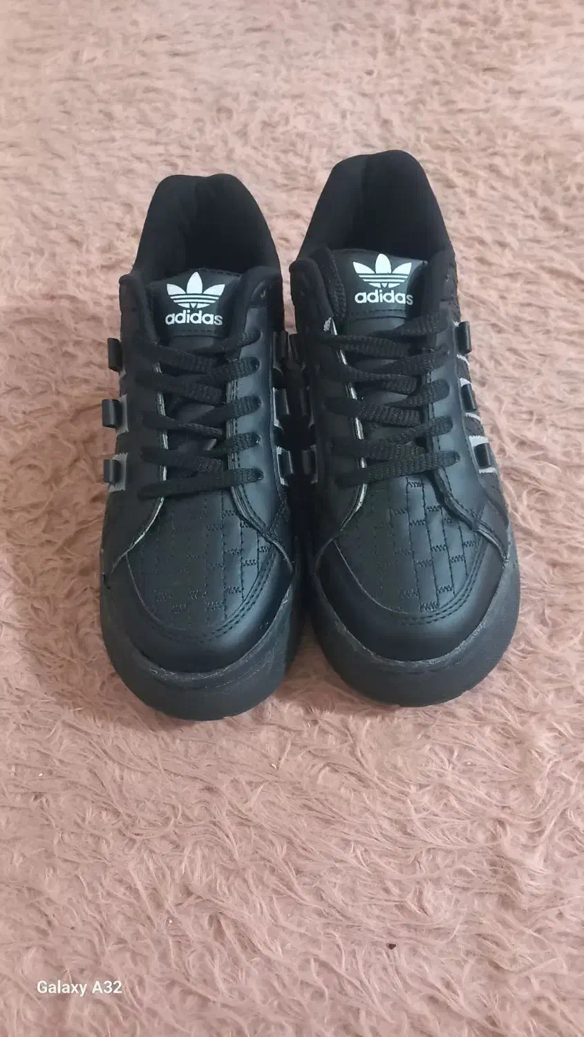 کتونی نو|کیف، کفش، کمربند|ماهدشت, |دیوار