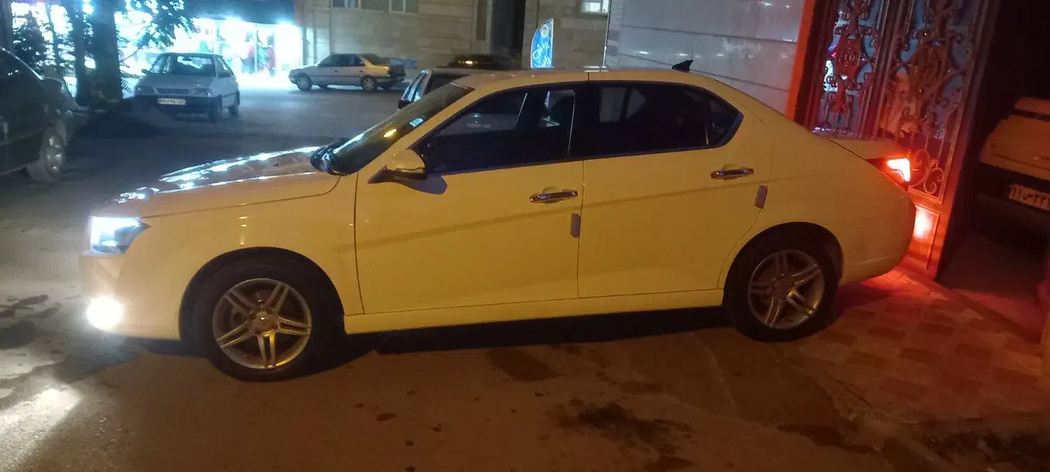 دنا پلاس مدل اخر401 کم‌کار|خودرو سواری و وانت|سنندج, |دیوار