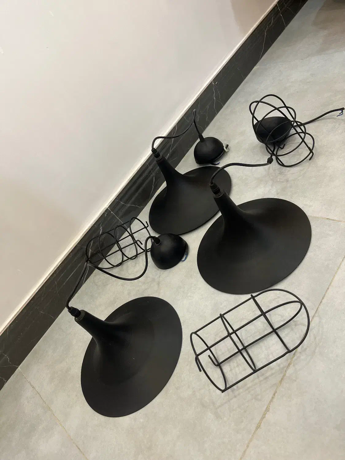 فروش سه عدد لوستر مشکی|لوستر و چراغ آویز|رشت, حسین آباد|دیوار