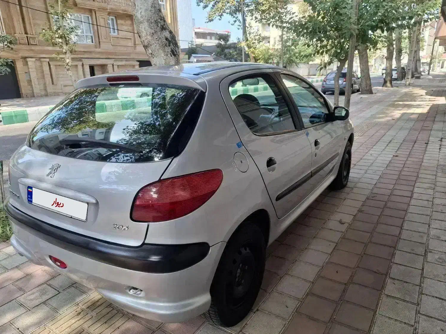 ۲۰۶ تیپ ۲|خودرو سواری و وانت|رشت, یخسازی|دیوار