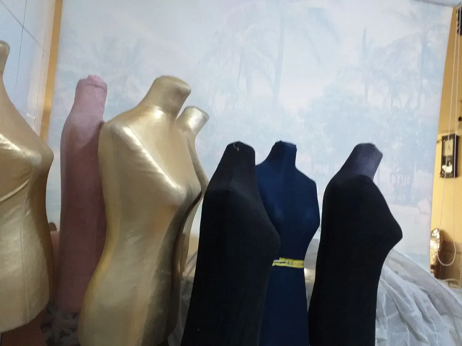 مانکن خیاطی رگال فروشگاهی|فروشگاه و مغازه|نجفآباد, امیرآباد|دیوار