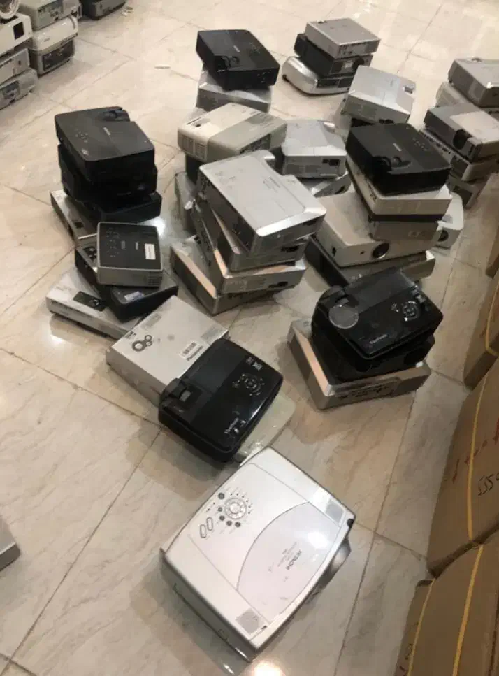 ویدیو پروژکتور تصویر بزرگ ویژه مدارس آموزشگاه|تلویزیون و پروژکتور|شیراز, زرهی|دیوار