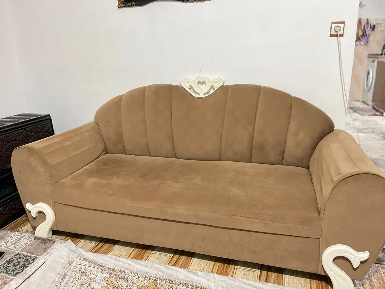 مبل هفت نفره تمیز|مبلمان خانگی و میز عسلی|فومن, |دیوار
