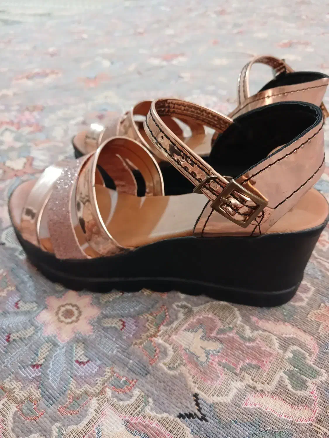 کفش مجلسی|کیف، کفش، کمربند|دورود, |دیوار