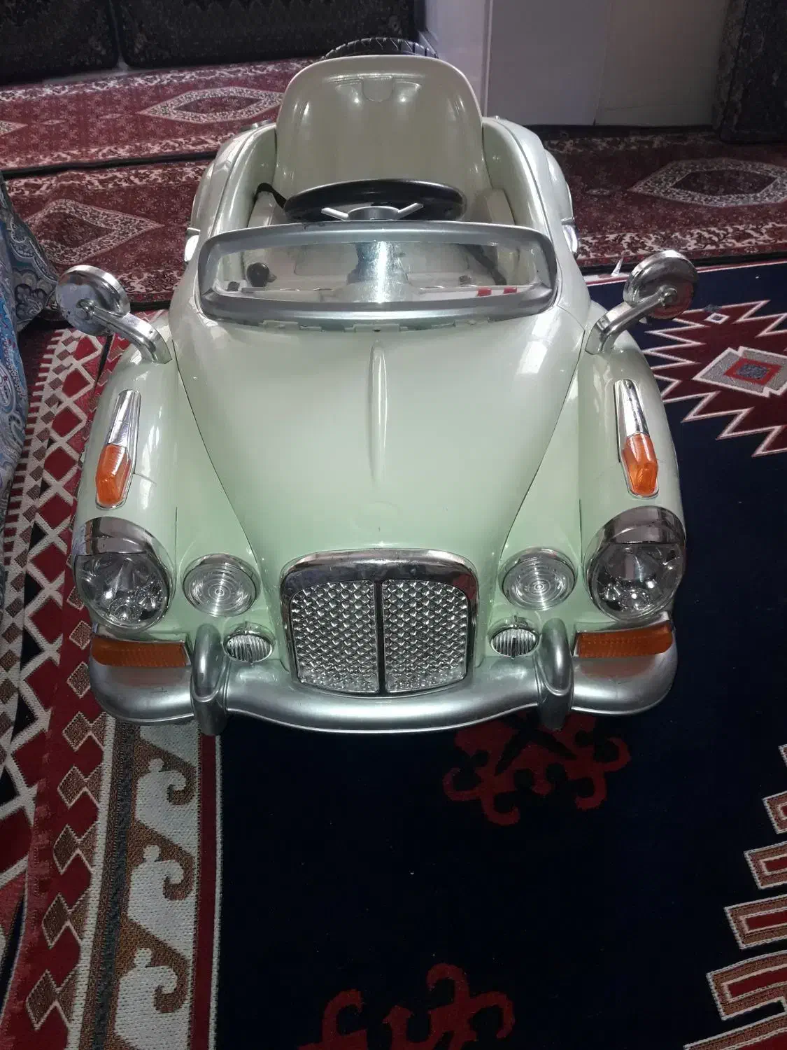 ماشین شارژری|اسباب‌بازی بچه|همدان, |دیوار