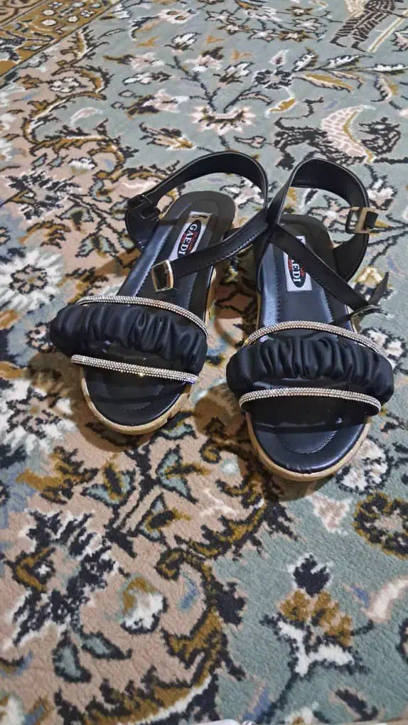 کفش نو|کیف، کفش، کمربند|ارومیه, |دیوار