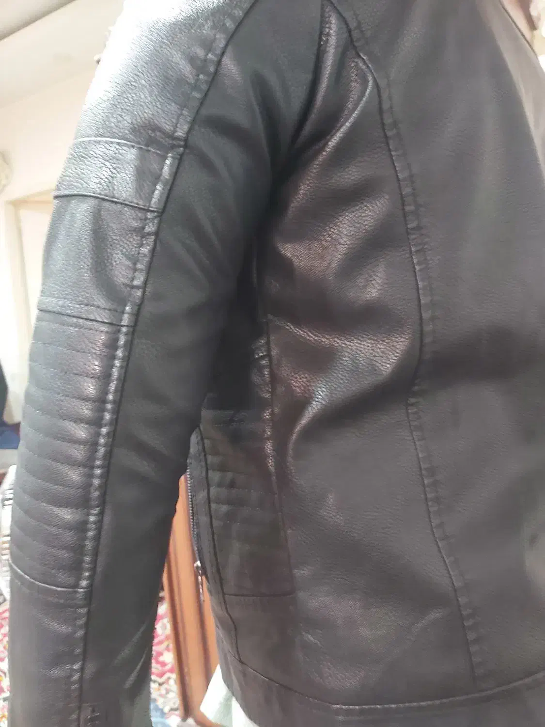 کاپشن|لباس|مشهد, شهرک مطهری|دیوار