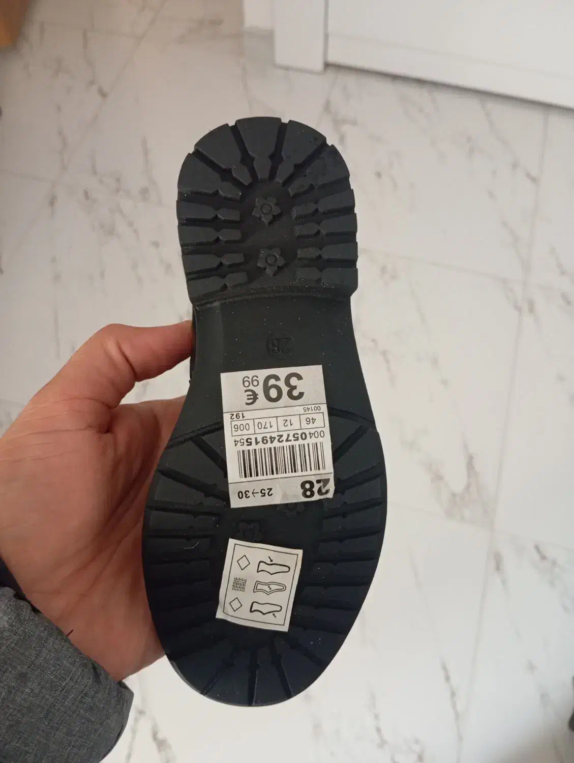 بوت ارجینال بچگانه سایز 28|کفش و لباس بچه|بوکان, |دیوار