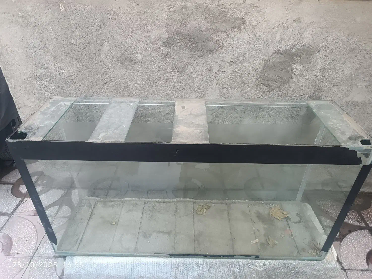 اکواریوم 8 میل|لوازم جانبی حیوانات|اسلام‌‌آباد غرب, |دیوار