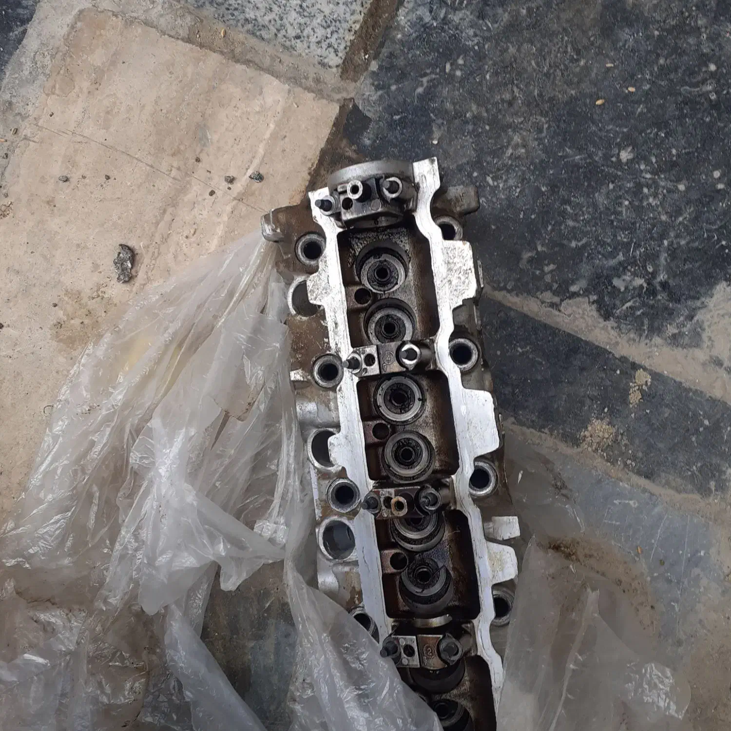 جمع آواری انواع سرسیلندر  ماشین خراب یا بدون مصرفه|خدمات موتور و ماشین|زابل, |دیوار