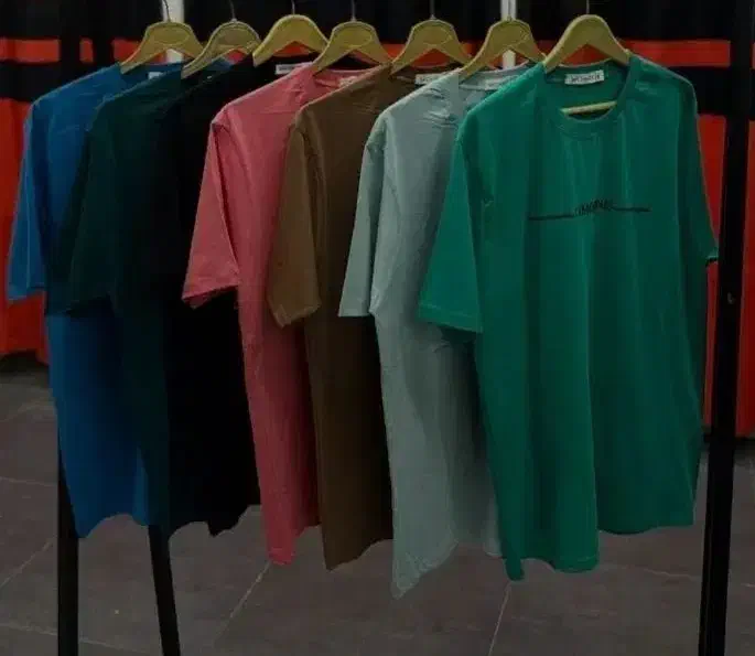 کارگر ساده خانم یا آقا . باغ ملی بین مطهری 7و9|استخدام خدمات فروشگاه و رستوران|تربت‌حیدریه, باغ ملی|دیوار