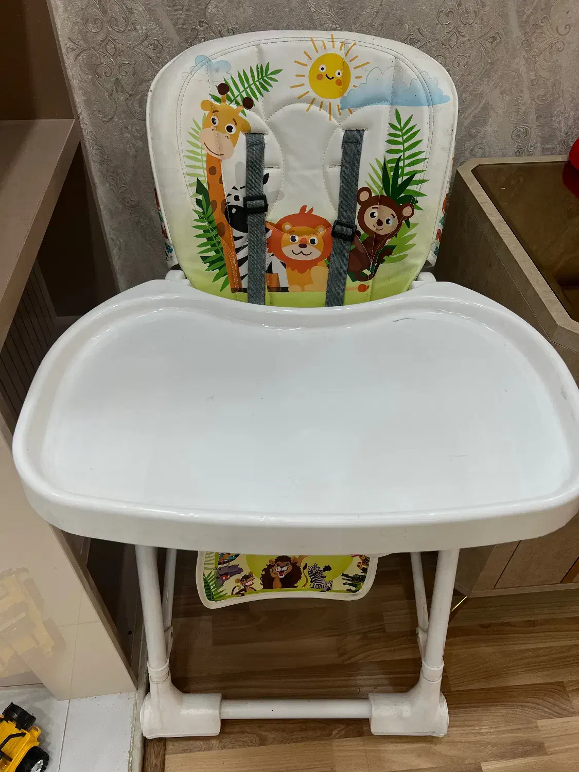 صندلی غذا کودک|اسباب و اثاث بچه|شیراز, کوهسار|دیوار