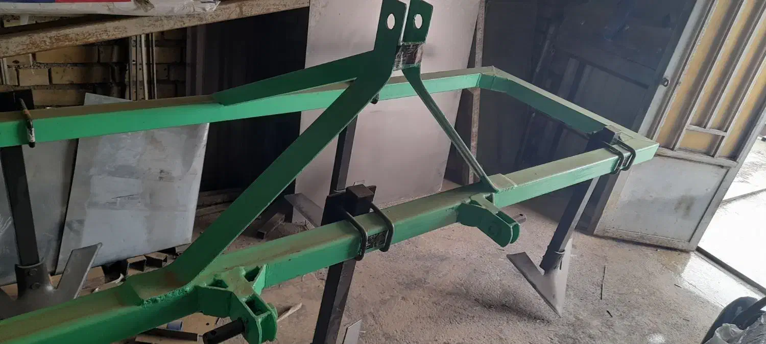 شیارزن کشاورزی ۵خط|ماشینآلات صنعتی|بروجن, |دیوار