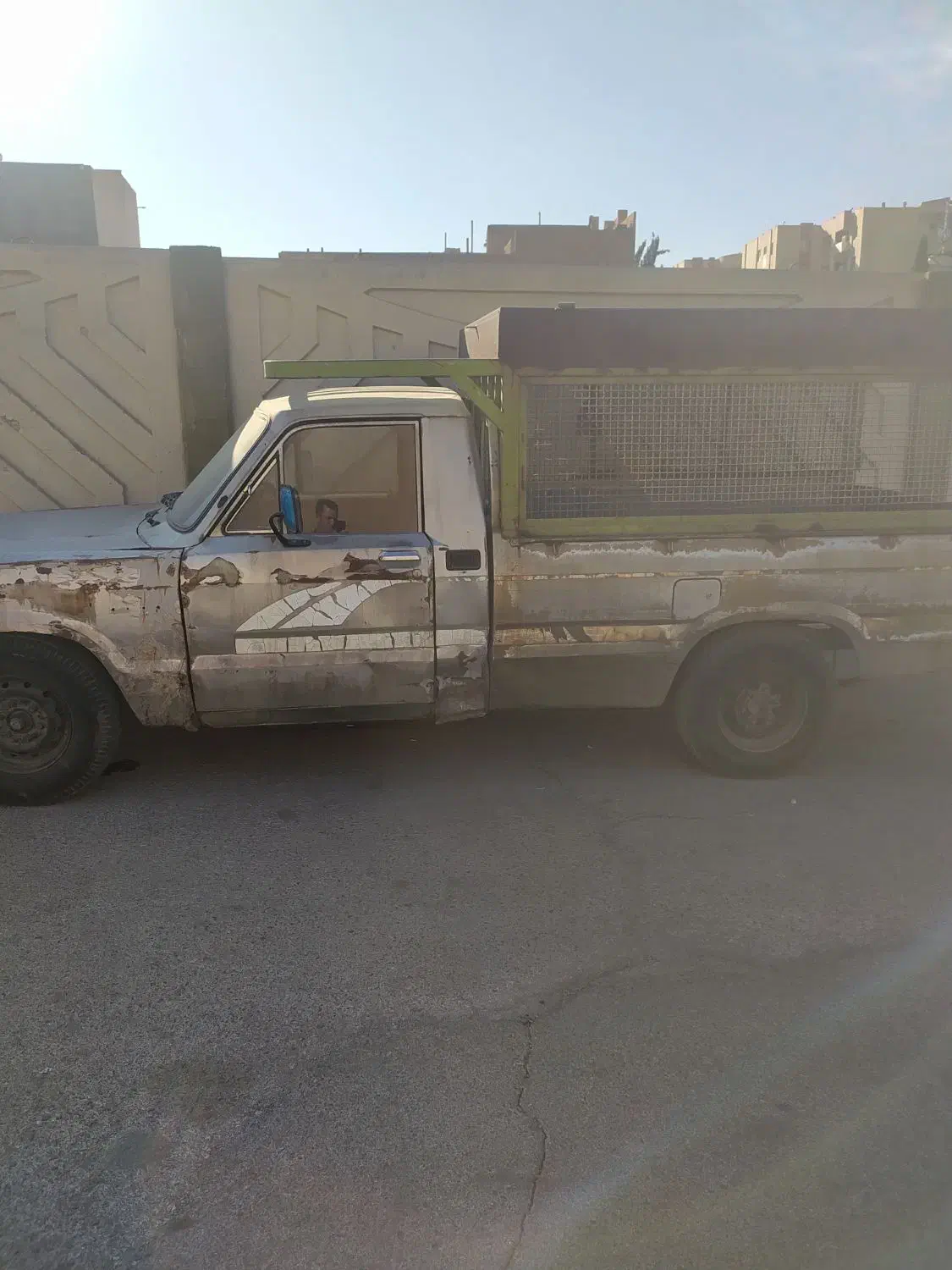 وانت مزدا|خودرو سواری و وانت|یزد, |دیوار